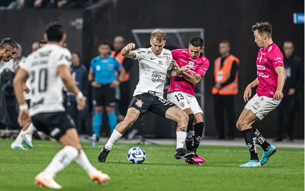 Corinthians perde para o Del Valle e se complica na Libertadores