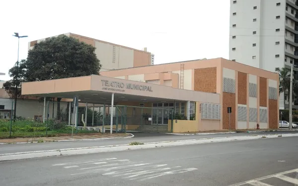 "Sonhos Não Envelhecem" será exibido no municipal