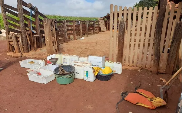 Polícia desmancha fábrica clandestina de agrotóxicos em Miguelópolis