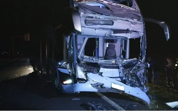 Motorista fica em estado grave em acidente na rodovia Anhanguera