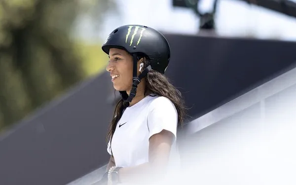 Rayssa Leal se garante na decisão da etapa do Circuito Mundial