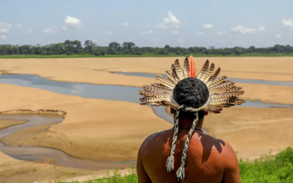 Estiagem se agrava no Amazonas e Rio Negro tem nova mínima histórica