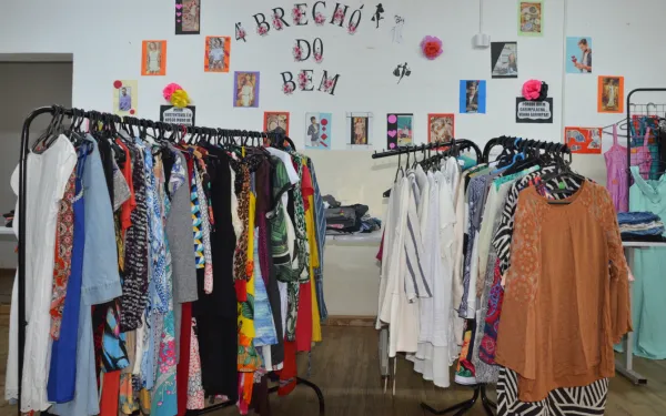 Centro de Educação Integrada Realiza Quarta Edição do 'Brechó do Bem'
