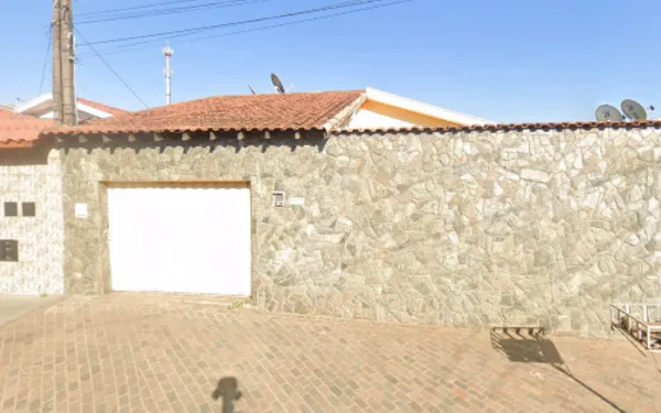 Homem morre queimado após casa pegar fogo na zona leste de Franca