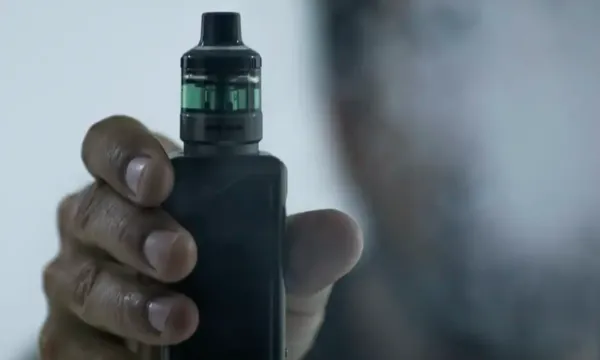 OMS pede mais controle sobre cigarros eletrônicos