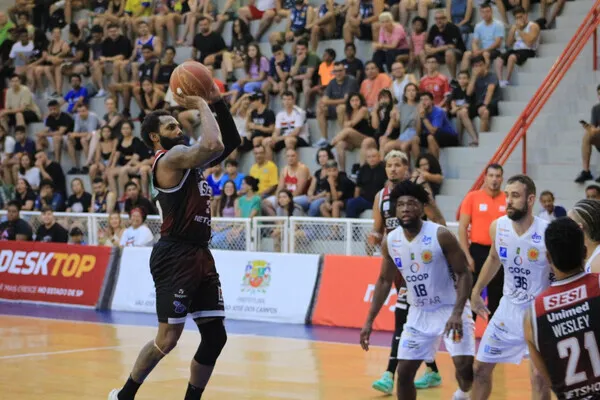 Unifacisa vence o Franca Basquete por 101 a 93