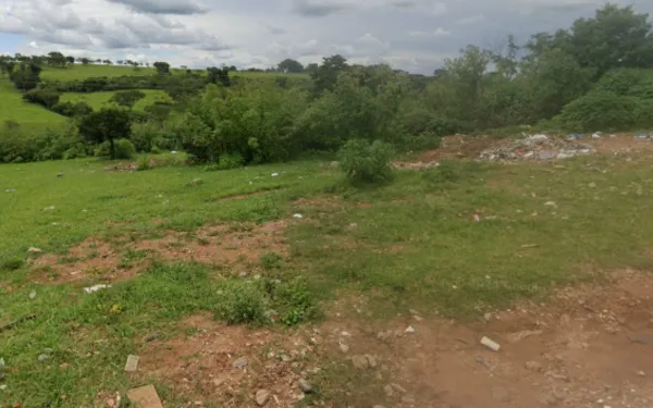 Polícia investiga morte de mulher encontrada nua com vários ferimentos