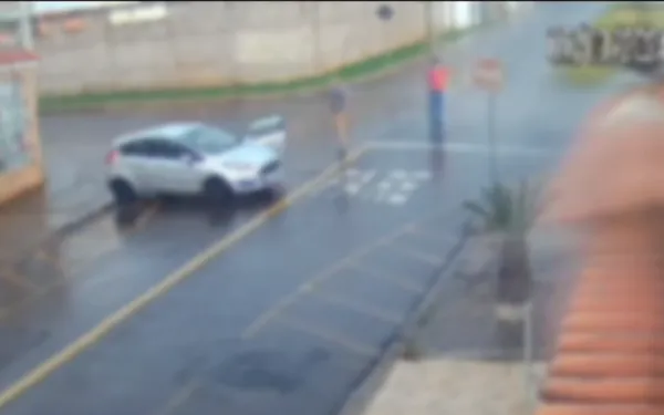 Câmeras registram tentativa de assalto no bairro Nova Franca