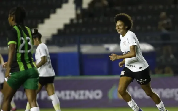 Brasileiro feminino: Corinthians goleia América para assumir liderança