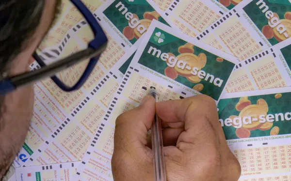 Mega-Sena acumula mais uma vez e prêmio vai a R$ 42 milhões