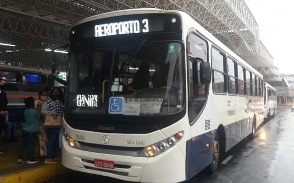 Prefeitura se reúne com população em audiência pública sobre transporte coletivo em Franca