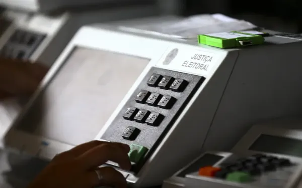 Aberto prazo para transferência temporária de local de votação
