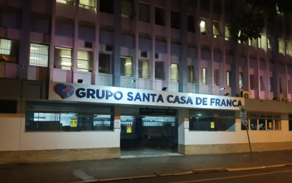 Polícia procura agressor que deu pauladas na cabeça de adolescente