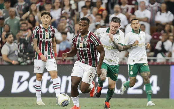 Palmeiras sofre gol no fim, perde do Fluminense e fecha primeiro turno do Brasileiro na terceira posição