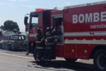 Caminhonete pega fogo e fica completamente destruída na Rodovia Cândido Portinari