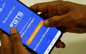 Milhões de trabalhadores podem ter dinheiro do FGTS sem depósito